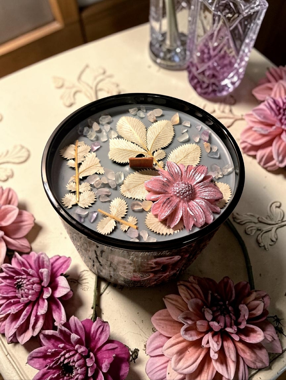 Hand Crafted , Wicked Worthy Wax, Soul Sunflower 16 oz candle - Picture 2 of 5